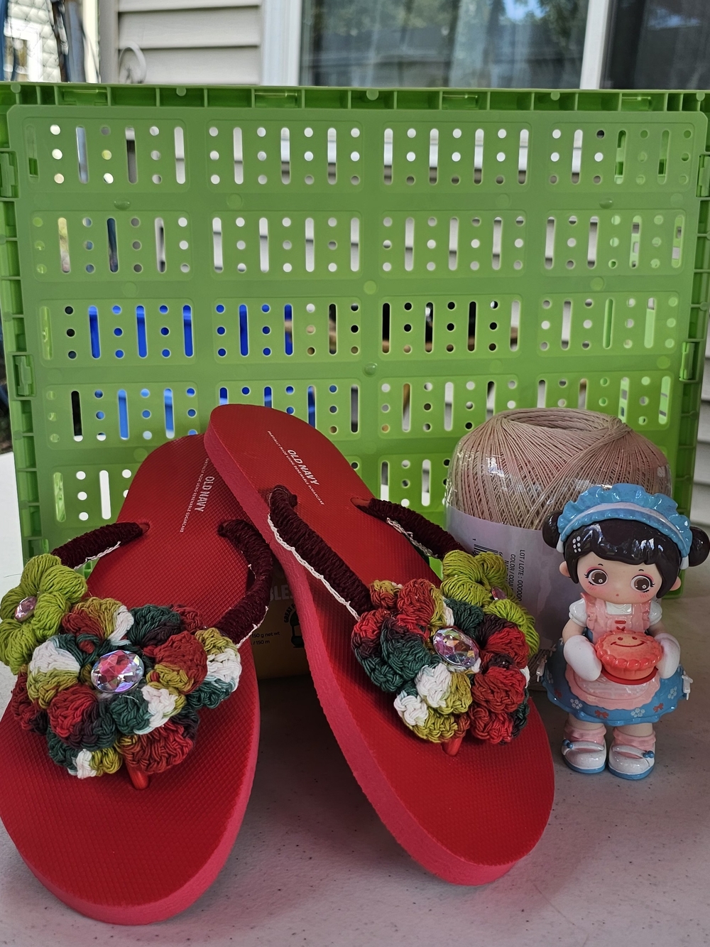 Red Floral Crochet Girls' Flip Flop Sandals - Kids Accessories
